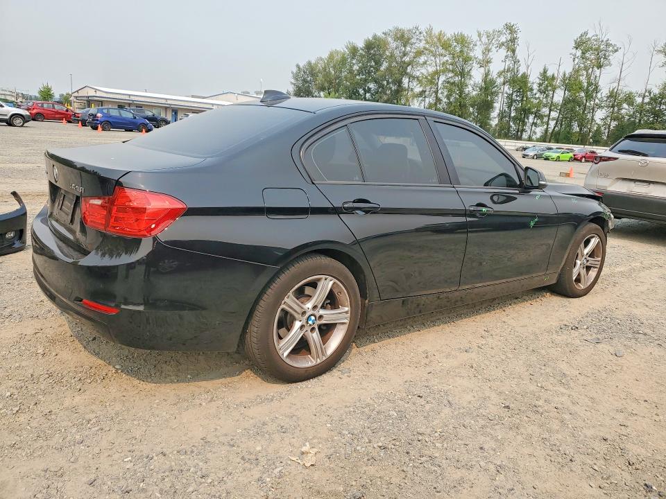 63605176 :رقم المزاد ، WBA3B5G58FNS15916 vin ، 2015 Bmw 328 مزاد بيع