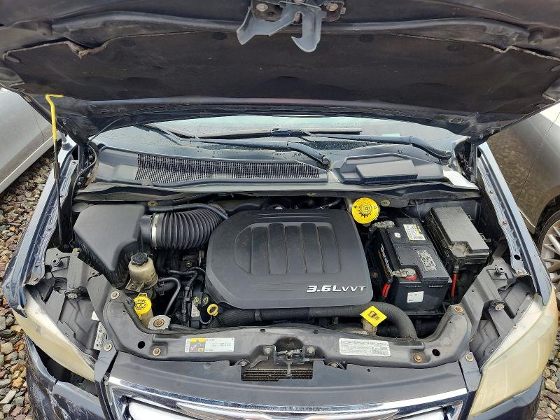 64146816 :رقم المزاد ، 2C4RC1BG2ER403733 vin ، 2014 Chrysler Town & Country مزاد بيع