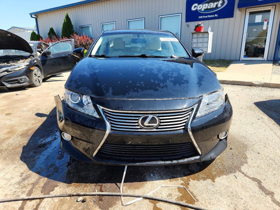 63805136 :رقم المزاد ، JTHBK1GG2D2029682 vin ، 2013 Lexus Es مزاد بيع