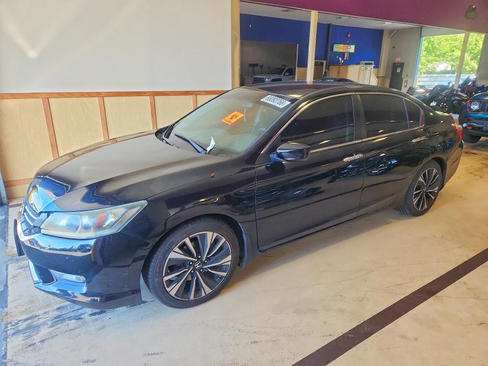 Продажа на аукционе авто 2015 Honda Accord, vin: 1HGCR2F52FA020210, номер лота: 66092766