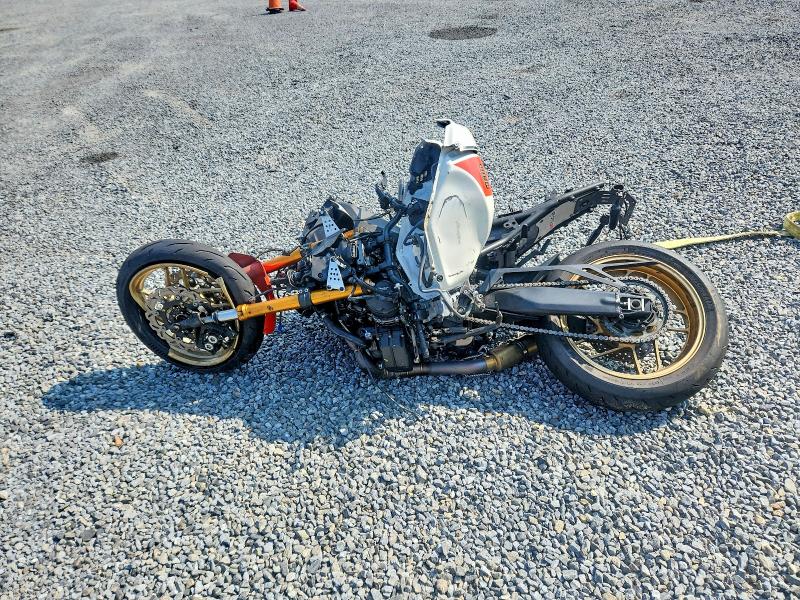 66574236 :رقم المزاد ، JYARN80E3RA002198 vin ، 2024 Yamaha Mtm890 مزاد بيع