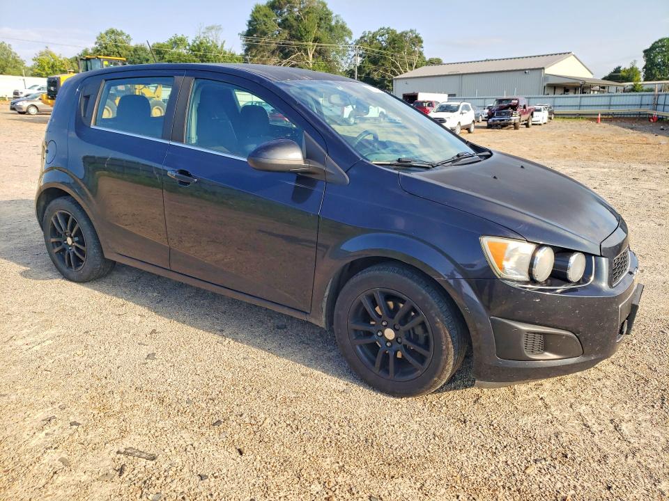 2015 Chevrolet Sonic მანქანა იყიდება აუქციონზე, vin: 1G1JC6SH7F4137514, აუქციონის ნომერი: 63899876