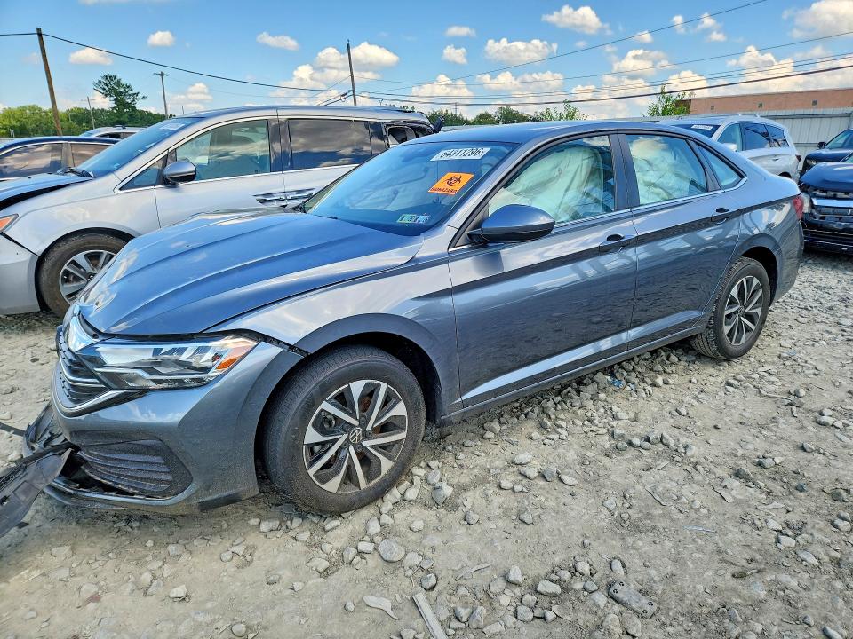 2022 Volkswagen Jetta მანქანა იყიდება აუქციონზე, vin: 3VWCM7BU6NM015601, აუქციონის ნომერი: 64311296