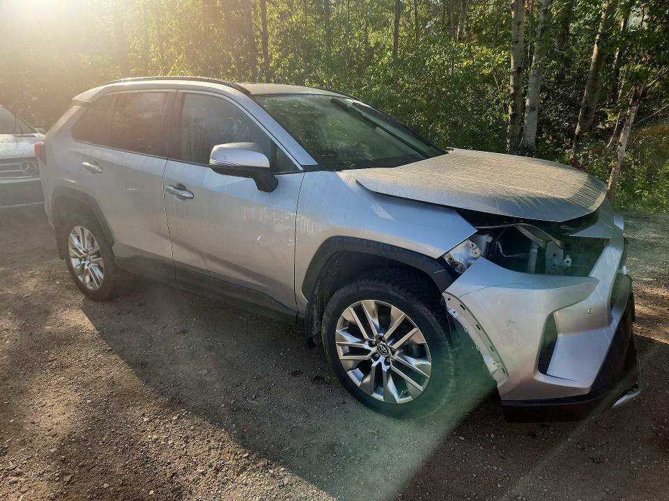 Продажа на аукционе авто 2020 Toyota Rav4, vin: 2T3D1RFV9LC120774, номер лота: 65574376