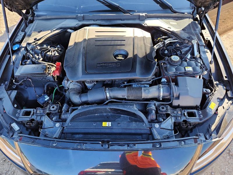 63405896 :رقم المزاد ، SAJBL4BN3HCY42696 vin ، 2017 Jaguar Xf مزاد بيع