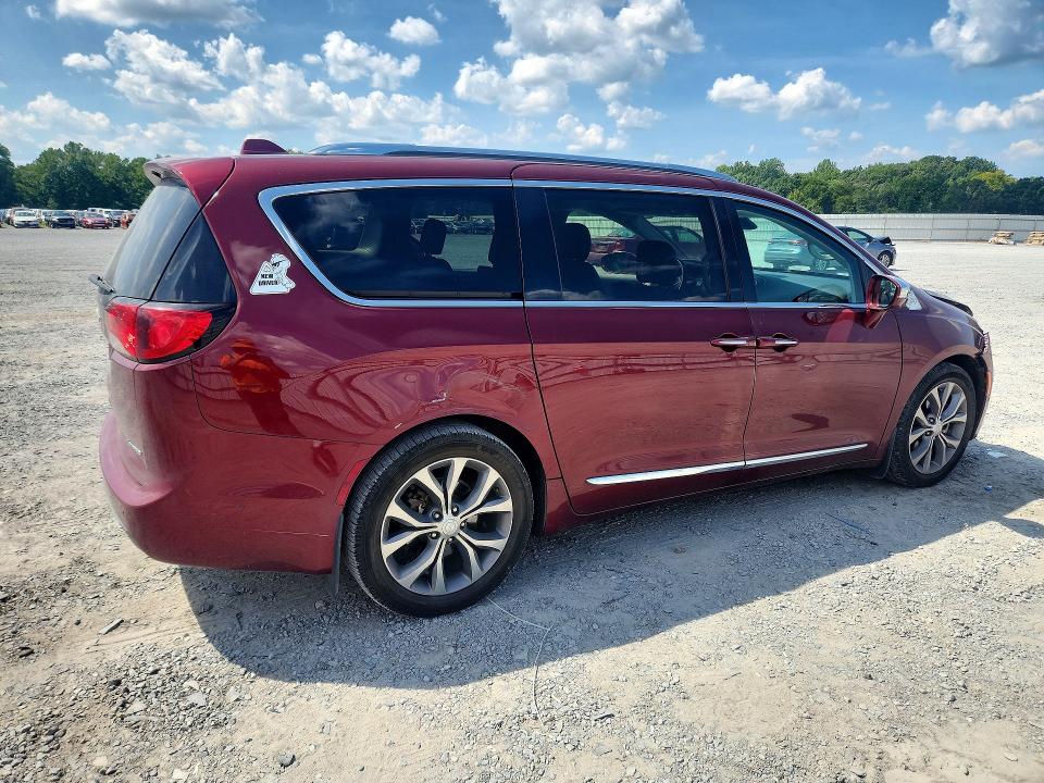 65238536 :رقم المزاد ، 2C4RC1GG0JR354311 vin ، 2018 Chrysler Pacifica مزاد بيع