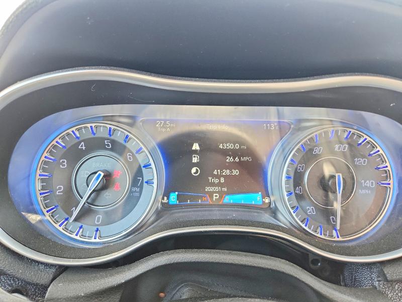2016 Chrysler 300 მანქანა იყიდება აუქციონზე, vin: 2C3CCAAG0GH243176, აუქციონის ნომერი: 64846676