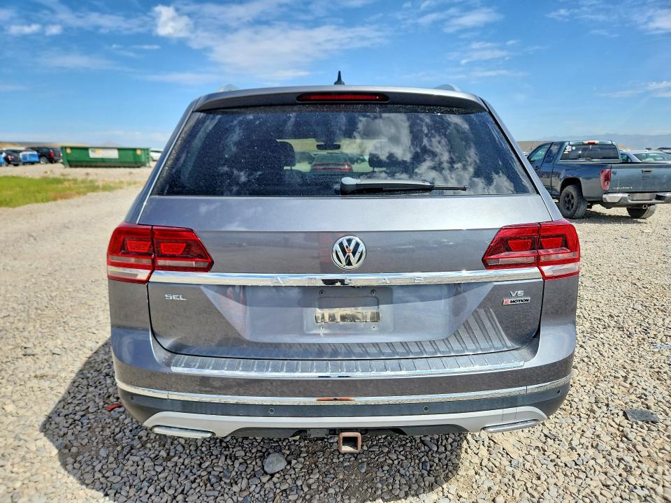 Продажа на аукционе авто 2018 Volkswagen Atlas, vin: 1V2MR2CA7JC571698, номер лота: 65672196
