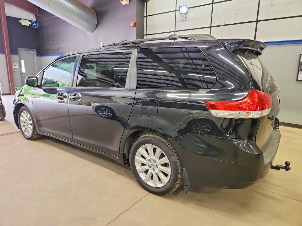 Продажа на аукционе авто 2011 Toyota Sienna, vin: 5TDJK3DC9BS029548, номер лота: 64892766