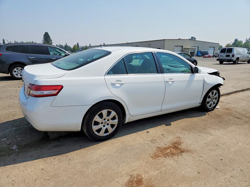 63791076 :رقم المزاد ، 4T4BF3EK8BR152060 vin ، 2011 Toyota Camry مزاد بيع