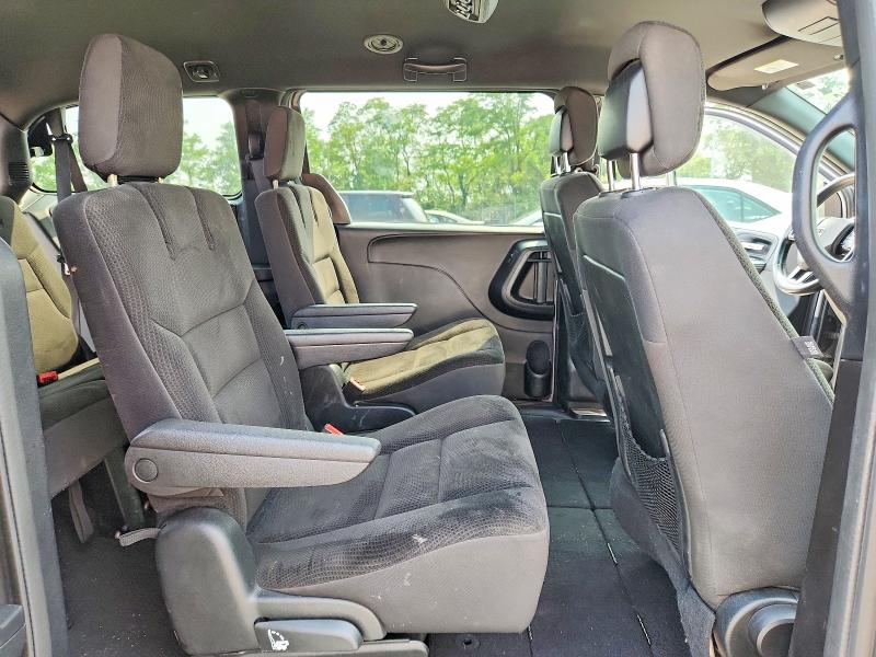 Auction sale of the 2018 Dodge Grand Caravan, vin: 2C4RDGBG9JR254747, lot number: 64386016