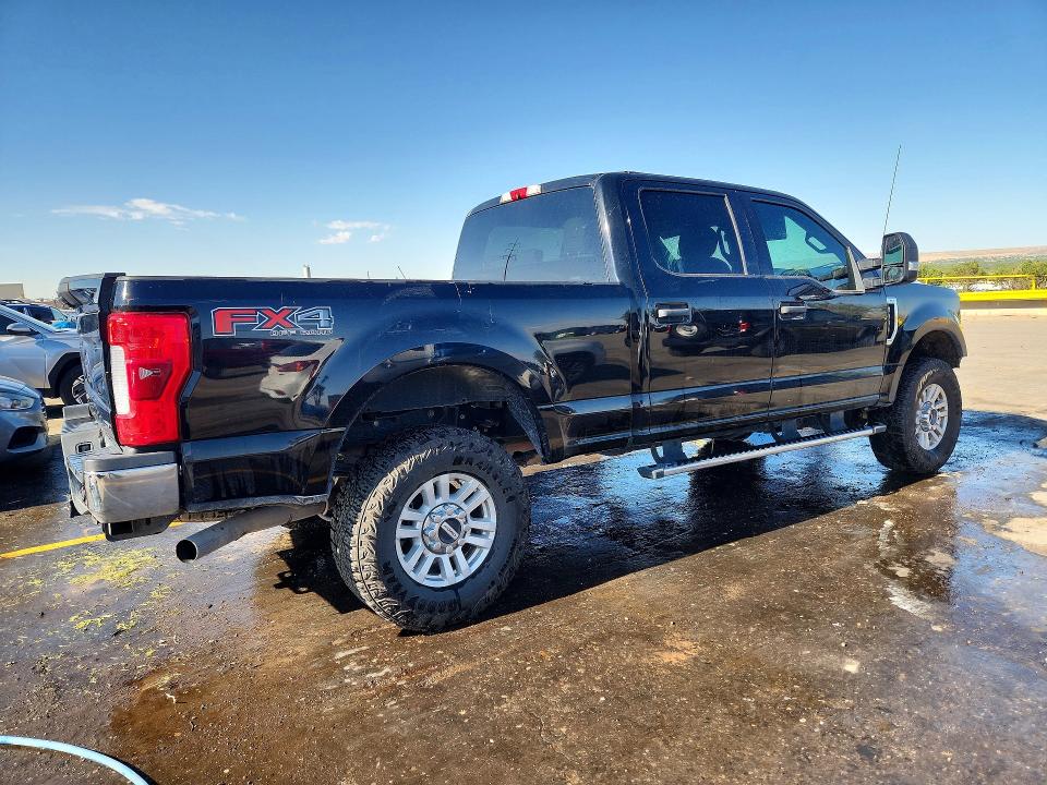 65301846 :رقم المزاد ، 1FT7W2B65HEC19822 vin ، 2017 Ford F250 مزاد بيع