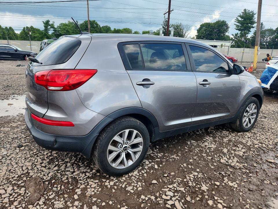 64119516 :رقم المزاد ، KNDPBCACXG7858693 vin ، 2016 Kia Sportage مزاد بيع