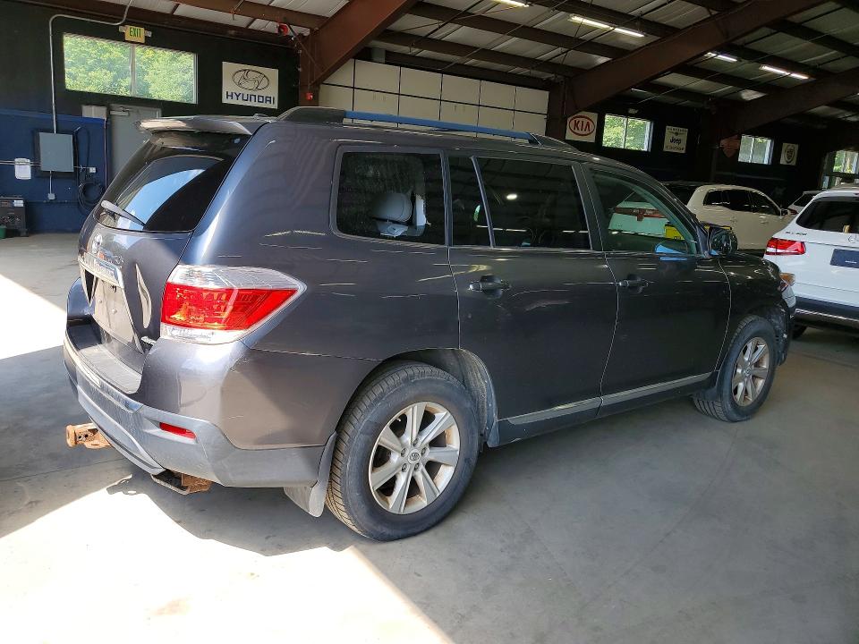 Продаж на аукціоні авто 2011 Toyota Highlander, vin: 5TDBK3EH0BS090382, номер лоту: 64447626