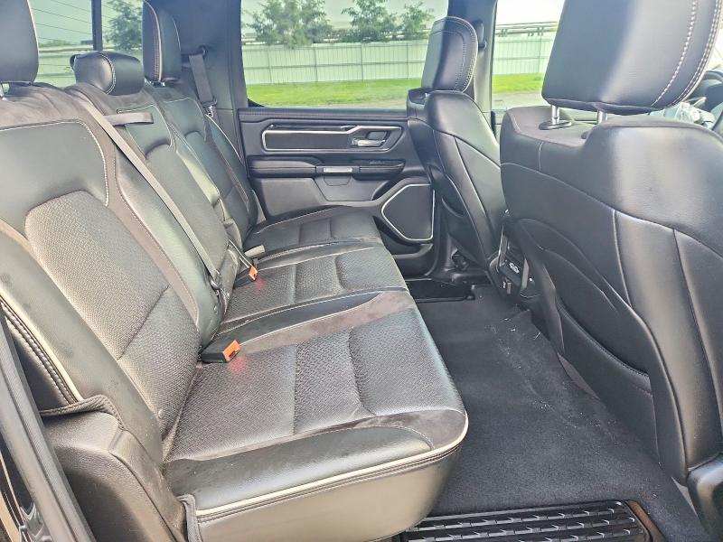 64199726 :رقم المزاد ، 1C6SRFJT8KN586051 vin ، 2019 Ram 1500 مزاد بيع