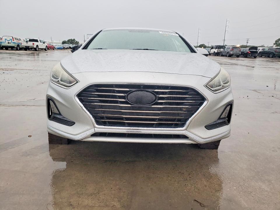 66900916 :رقم المزاد ، 5NPE24AA8JH715708 vin ، 2018 Hyundai Sonata مزاد بيع