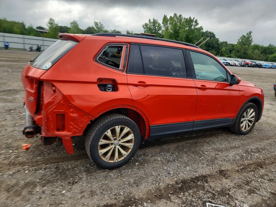 2018 Volkswagen Tiguan მანქანა იყიდება აუქციონზე, vin: 3VV0B7AX5JM109360, აუქციონის ნომერი: 64835016