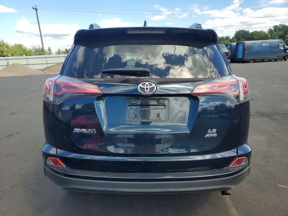 2018 Toyota Rav4 მანქანა იყიდება აუქციონზე, vin: JTMBFREV2JD251340, აუქციონის ნომერი: 66302506