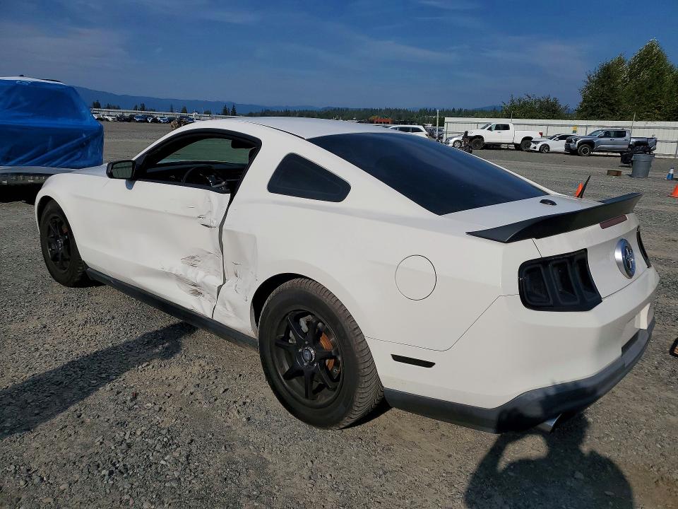 67406366 :رقم المزاد ، 1ZVBP8AM1B5137293 vin ، 2011 Ford Mustang مزاد بيع