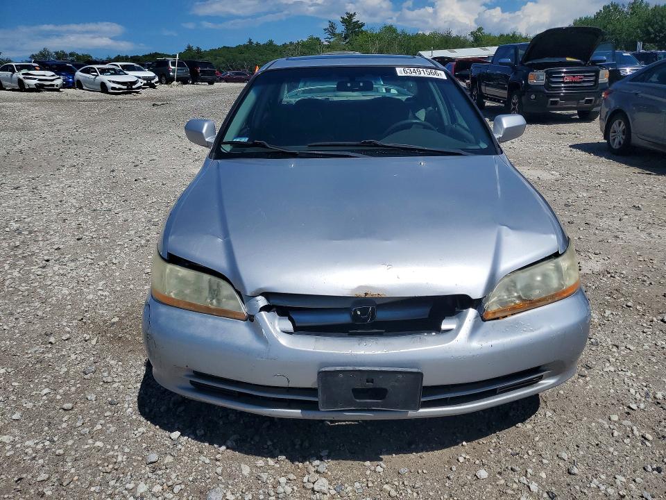 63491566 :رقم المزاد ، 1HGCG16552A036296 vin ، 2002 Honda Accord مزاد بيع