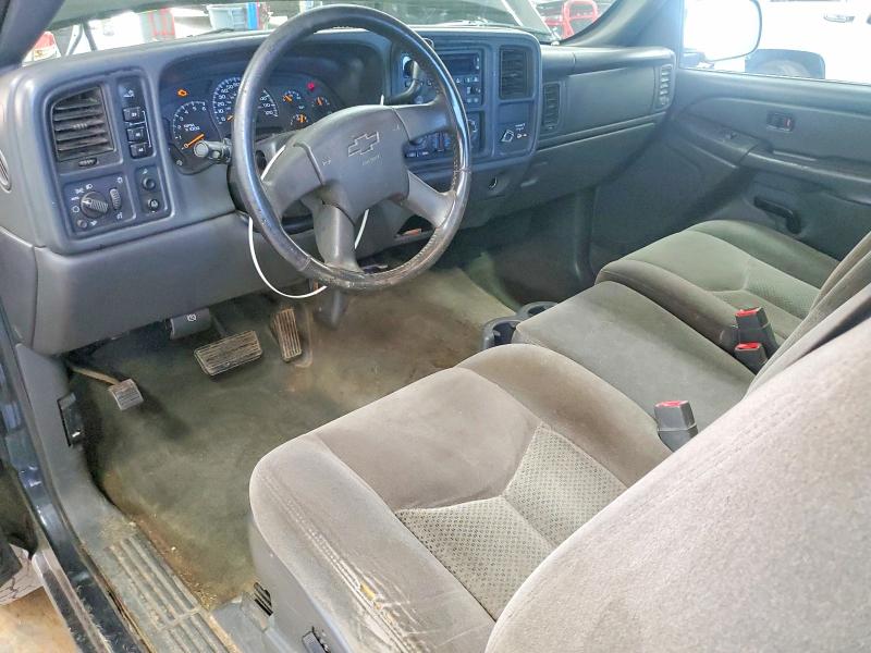 65591556 :رقم المزاد ، 1GCHK29U95E181849 vin ، 2005 Chevrolet Silverado مزاد بيع