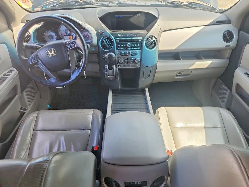 63885136 :رقم المزاد ، 5FNYF4H50FB030263 vin ، 2015 Honda Pilot مزاد بيع