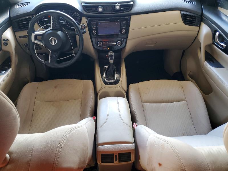 63315156 :رقم المزاد ، KNMAT2MT2HP511336 vin ، 2017 Nissan Rogue مزاد بيع