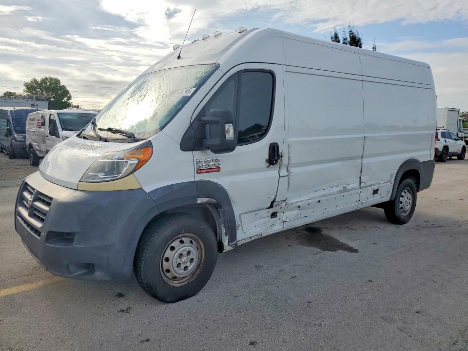 63115246 :رقم المزاد ، 3C6TRVDG1HE511301 vin ، 2017 Ram Promaster 2500 مزاد بيع