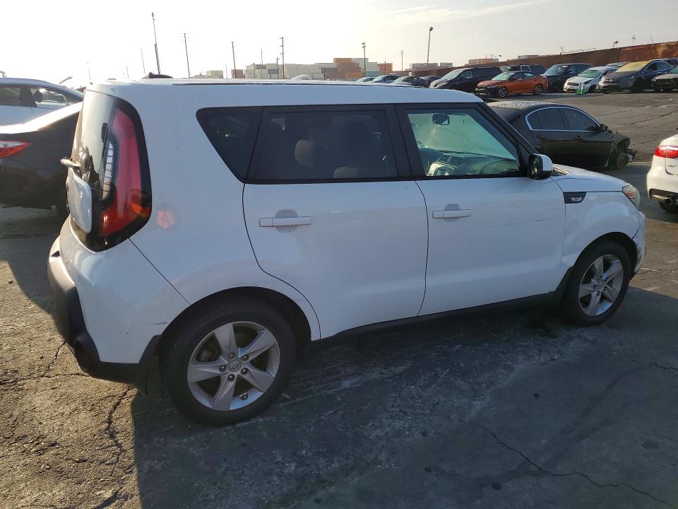 2014 Kia Soul მანქანა იყიდება აუქციონზე, vin: KNDJN2A22E7075623, აუქციონის ნომერი: 63838586