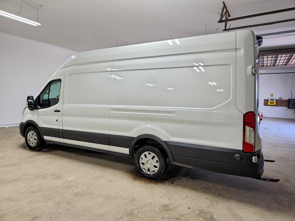 2022 Ford Transit მანქანა იყიდება აუქციონზე, vin: 1FTBW3XK0NKA30417, აუქციონის ნომერი: 63041426