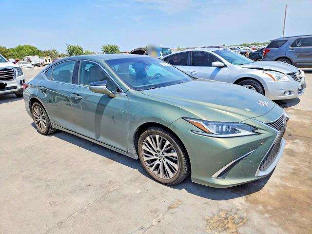 64315246 :رقم المزاد ، 58ABZ1B11KU001796 vin ، 2019 Lexus Es مزاد بيع