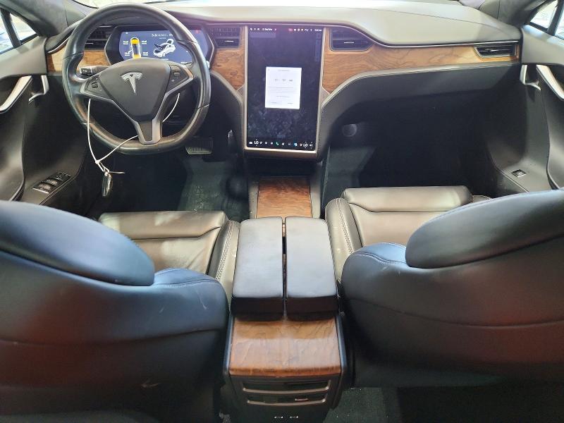 63131826 :رقم المزاد ، 5YJSA1E24LF359444 vin ، 2020 Tesla Model S مزاد بيع