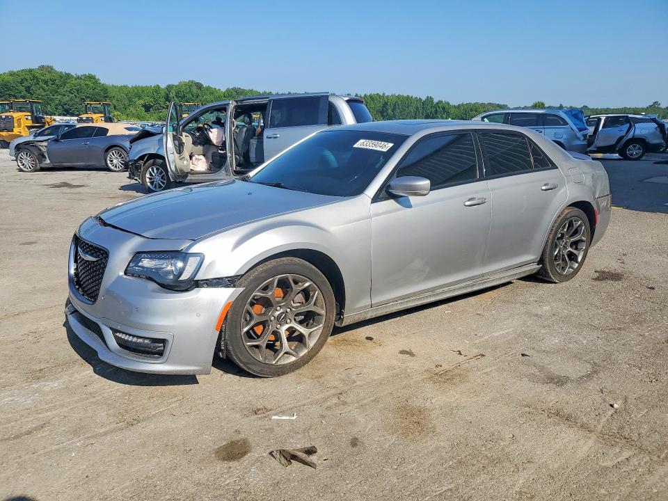 2018 Chrysler 300 მანქანა იყიდება აუქციონზე, vin: 2C3CCABG1JH240146, აუქციონის ნომერი: 63359046