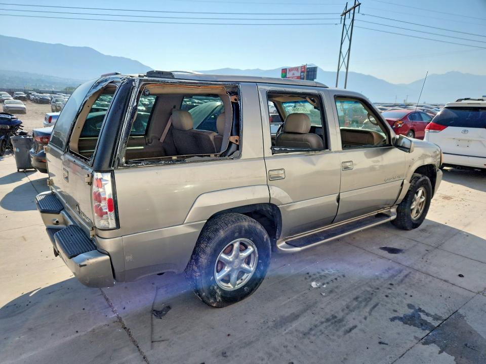 Aukcja sprzedaży 2000 Cadillac Escalade, vin: 1GYEK63R3YR180864, numer aukcji: 63612316
