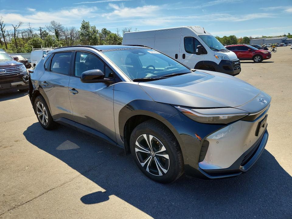 Продажа на аукционе авто 2024 Toyota Bz4x, vin: JTMABACA2RA088971, номер лота: 62972926