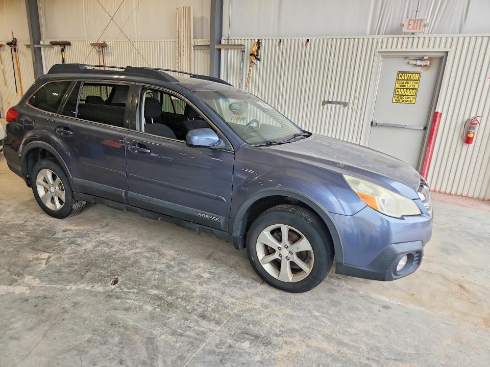 Продажа на аукционе авто 2014 Subaru Outback, vin: 4S4BRCCCXE3266777, номер лота: 64398606