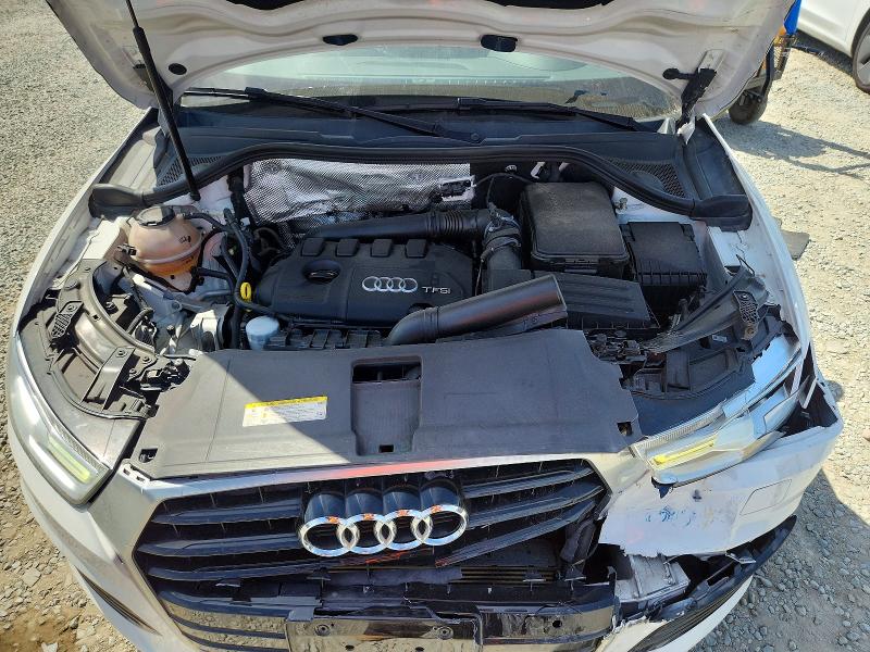 66767696 :رقم المزاد ، WA1BCCFS4JR027753 vin ، 2018 Audi Q3 مزاد بيع