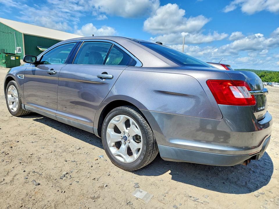 65192236 :رقم المزاد ، 1FAHP2HW7BG172125 vin ، 2011 Ford Taurus مزاد بيع