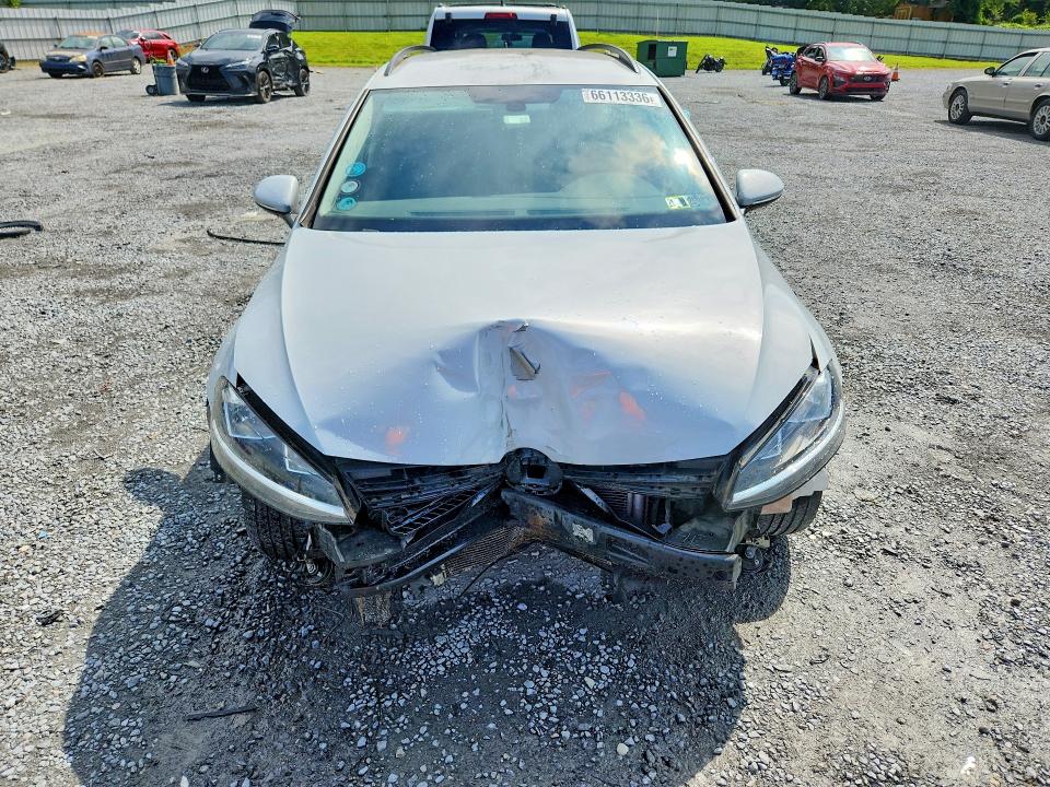 66113336 :رقم المزاد ، 3VW117AU8JM752973 vin ، 2018 Volkswagen Golf Sportwagen مزاد بيع