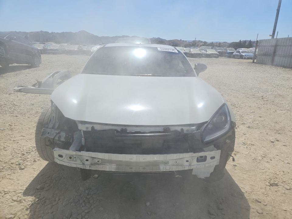 64402176 :رقم المزاد ، JF1ZNBF17N8756539 vin ، 2022 Toyota Gr 86 مزاد بيع