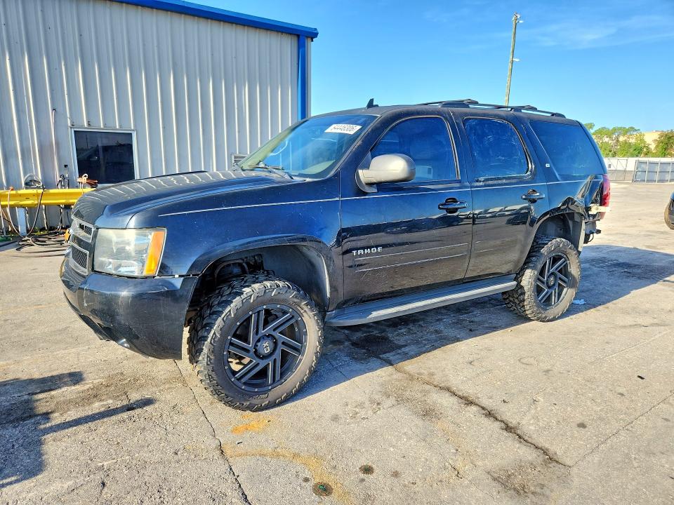 2014 Chevrolet Tahoe მანქანა იყიდება აუქციონზე, vin: 1GNSCBE00ER196097, აუქციონის ნომერი: 64446306