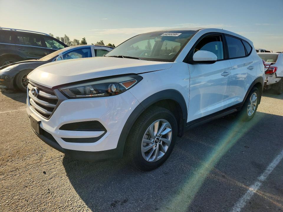 64046596 :رقم المزاد ، KM8J23A44GU235176 vin ، 2016 Hyundai Tucson مزاد بيع