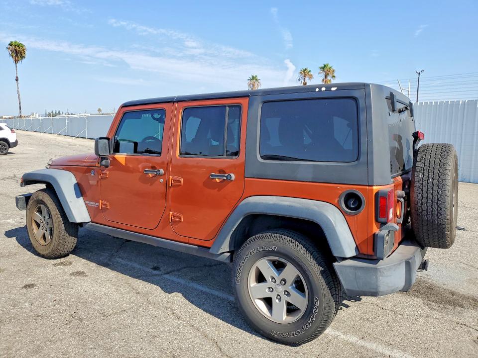 2011 Jeep Wrangler Unlimited მანქანა იყიდება აუქციონზე, vin: 1J4HA3H13BL520624, აუქციონის ნომერი: 64436866