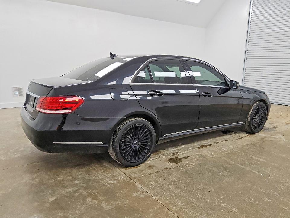 2016 Mercedes-benz E მანქანა იყიდება აუქციონზე, vin: WDDHF8JB0GB305907, აუქციონის ნომერი: 64829116