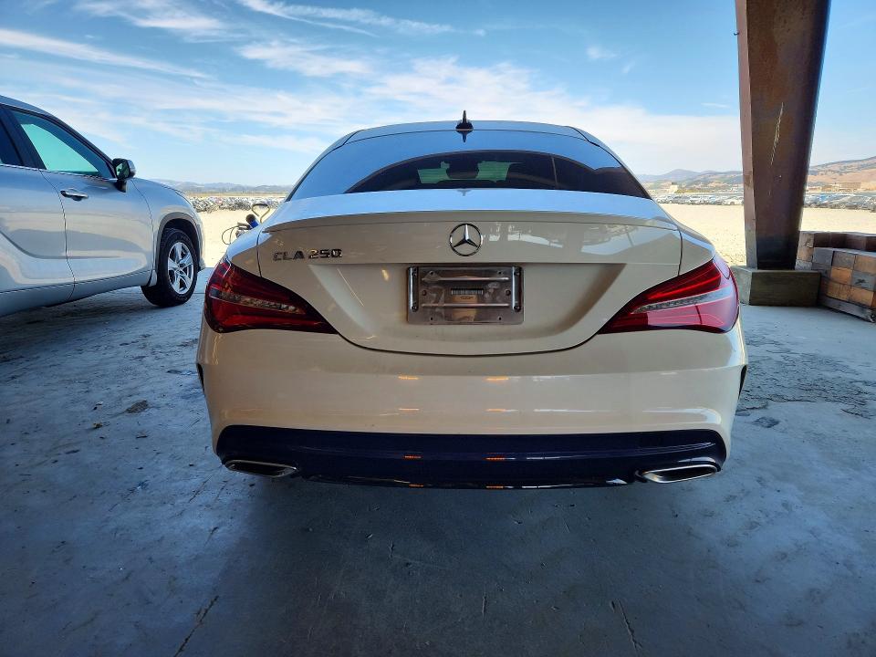 Продажа на аукционе авто 2018 Mercedes-benz Cla, vin: WDDSJ4EB2JN549281, номер лота: 64050376