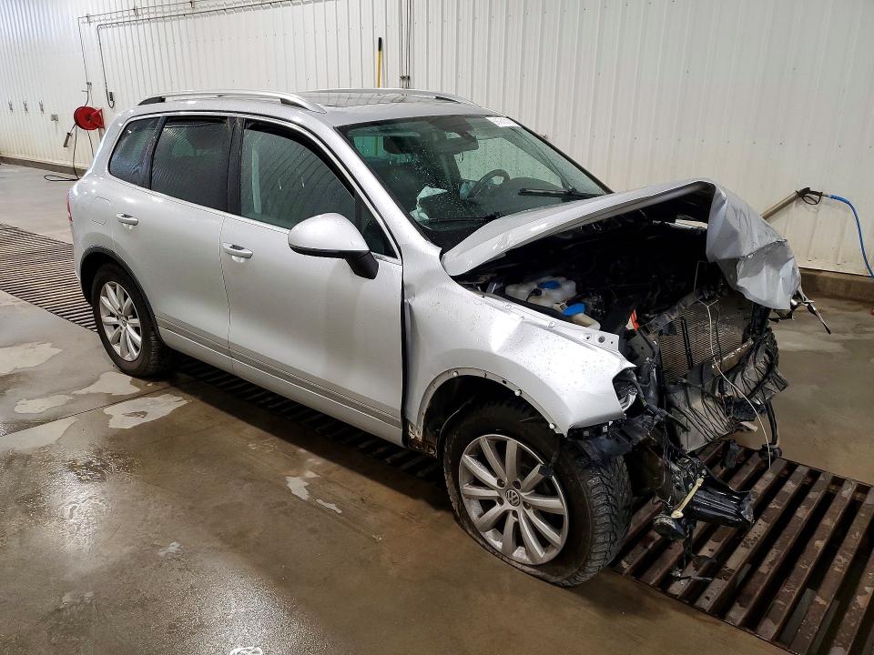 Продажа на аукционе авто 2011 Volkswagen Touareg, vin: WVGFF9BP0BD005570, номер лота: 64233736