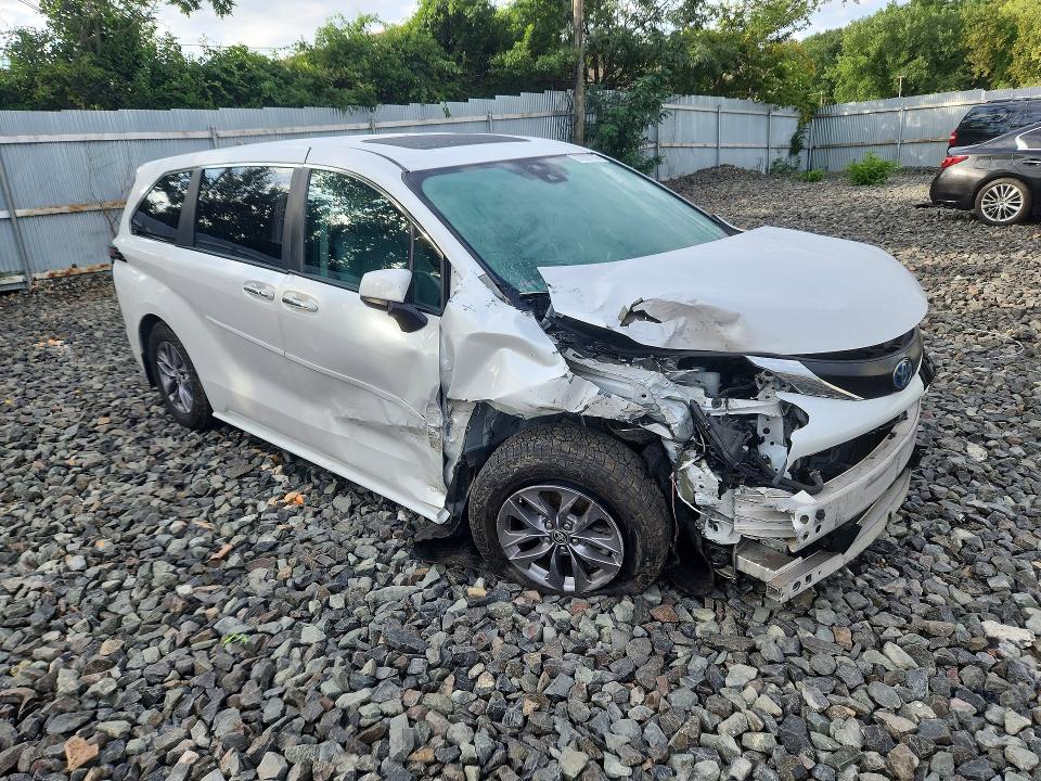 Продаж на аукціоні авто 2024 Toyota Sienna, vin: 5TDYSKFC4RS135101, номер лоту: 67006796