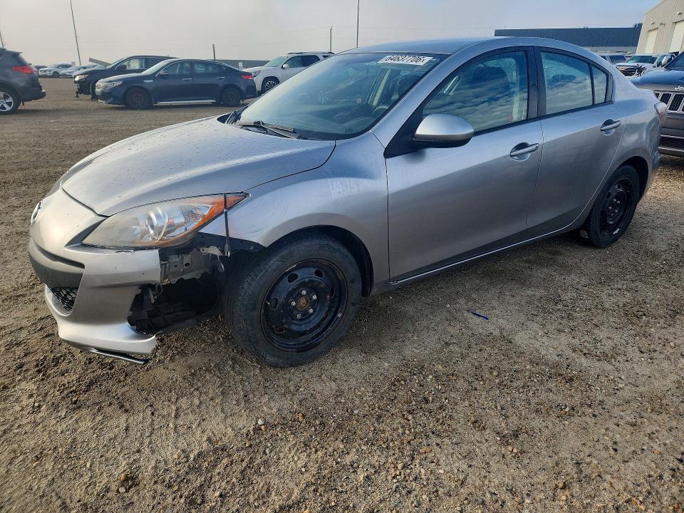 64637706 :رقم المزاد ، JM1BL1UF0D1758215 vin ، 2013 Mazda 3 مزاد بيع