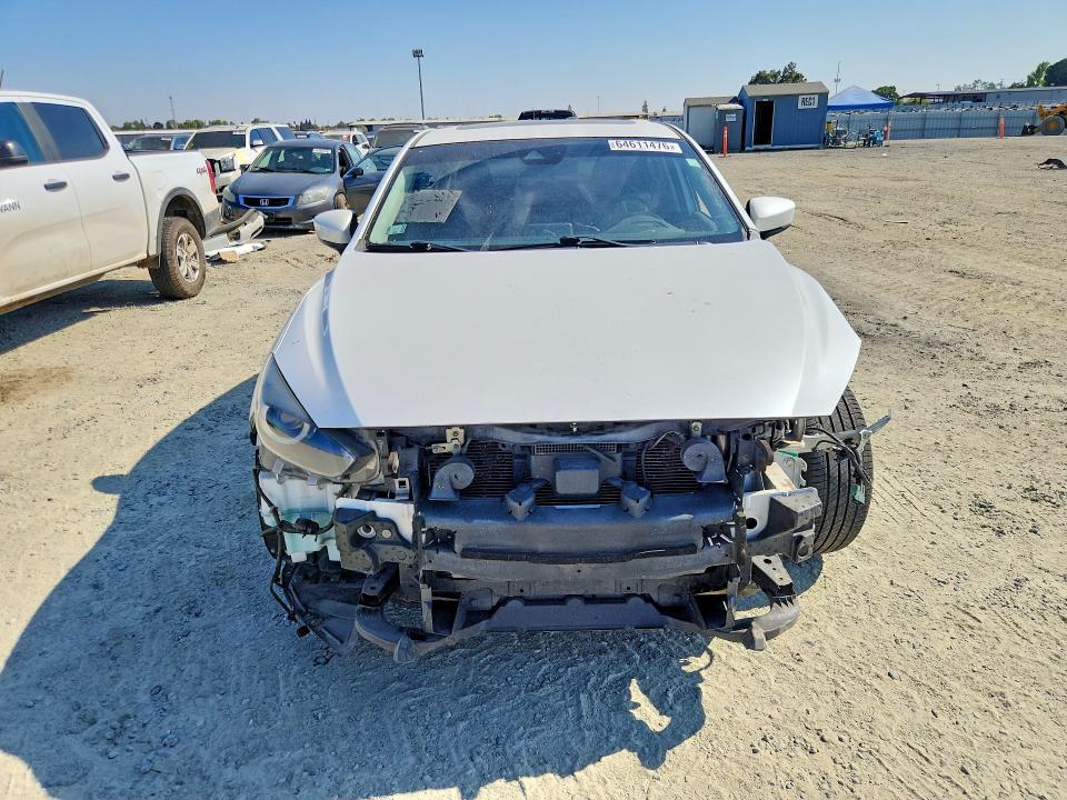 Продажа на аукционе авто 2018 Mazda 3, vin: 3MZBN1W35JM240982, номер лота: 64611476