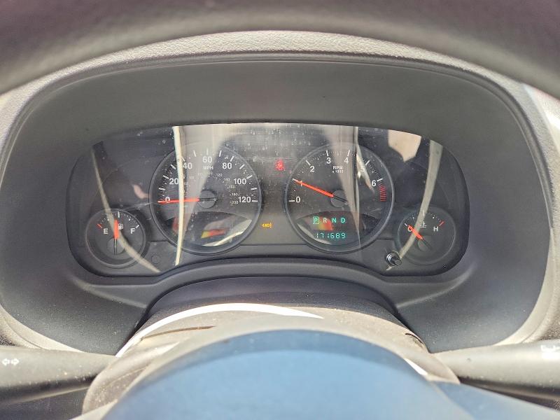 2011 Jeep Compass მანქანა იყიდება აუქციონზე, vin: 1J4NF1FB8BD174620, აუქციონის ნომერი: 63742406